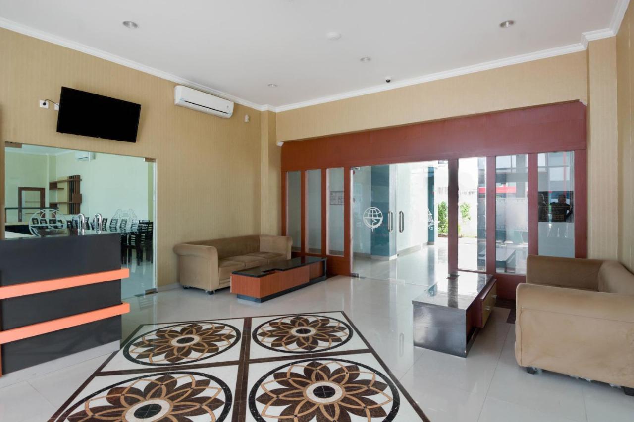 OYO 3431 Alpha Hotel Syariah Palembang Bagian luar foto